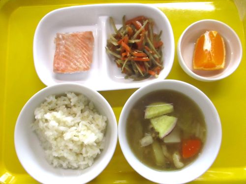 2月13日(金）「年長児調理体験」